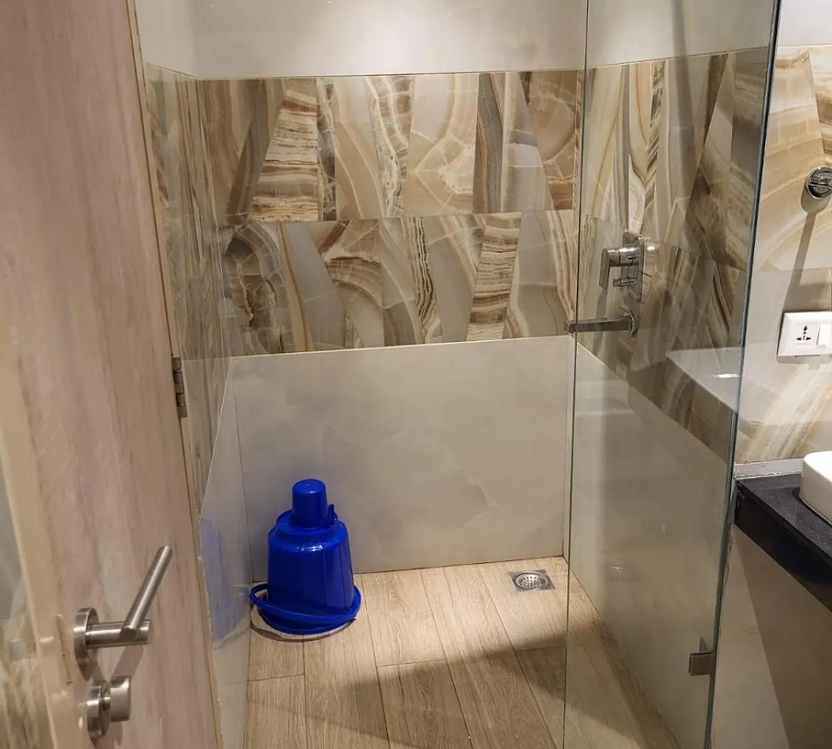 Apartman Stay With Bnbbuddy Hosting For 5 Yr Gurgáon India